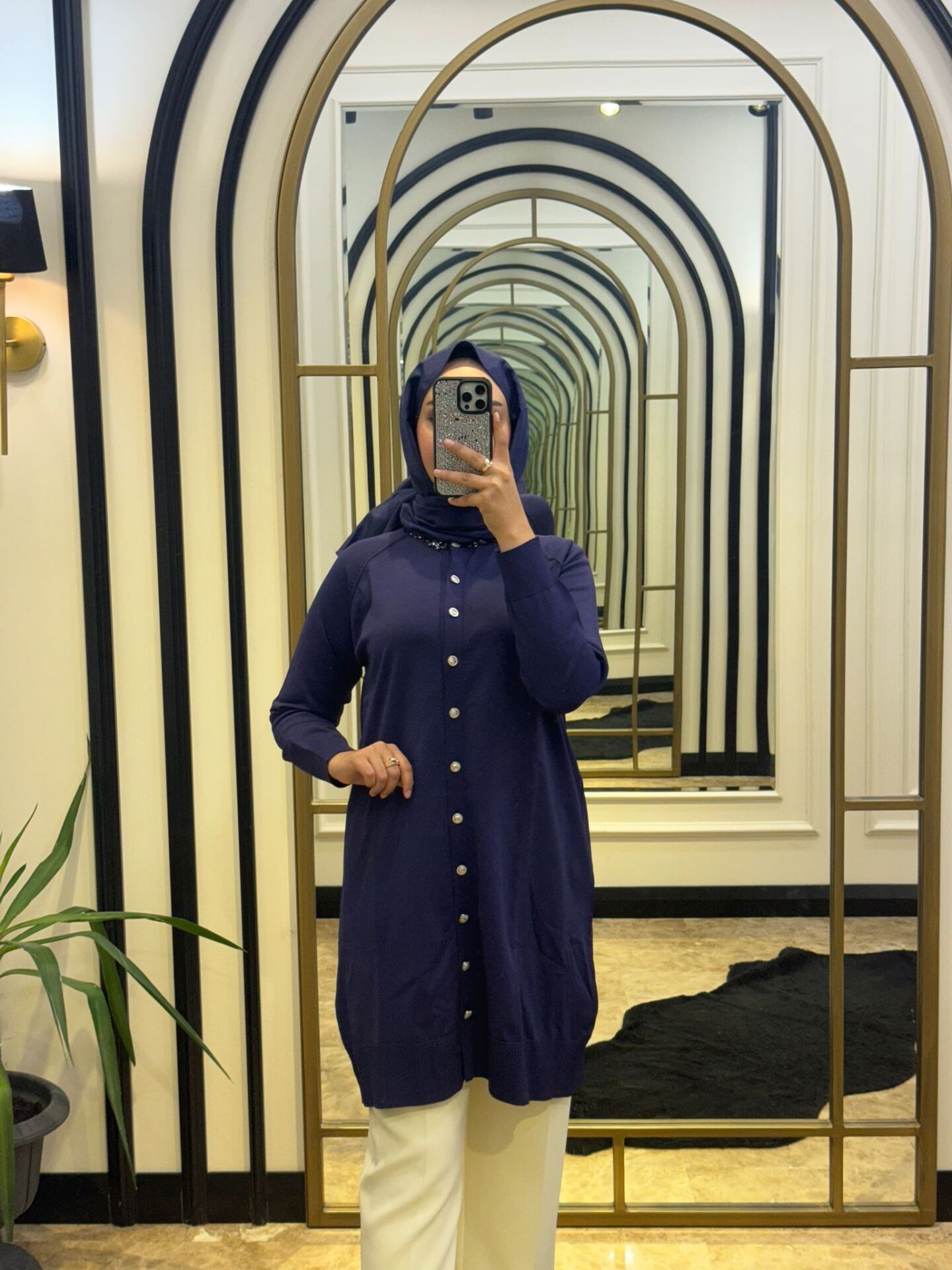 NUSS LACİ TAŞLI HIRKA