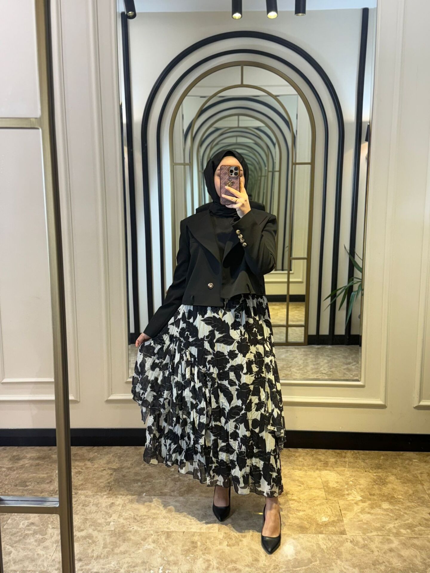 MSM SİYAH DESENLİ ETEK