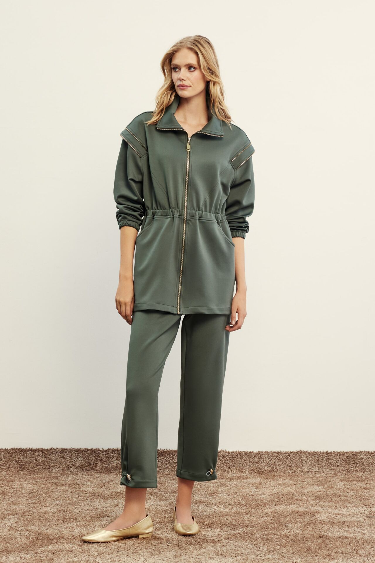 VENÖVE DARİAN TAKIM