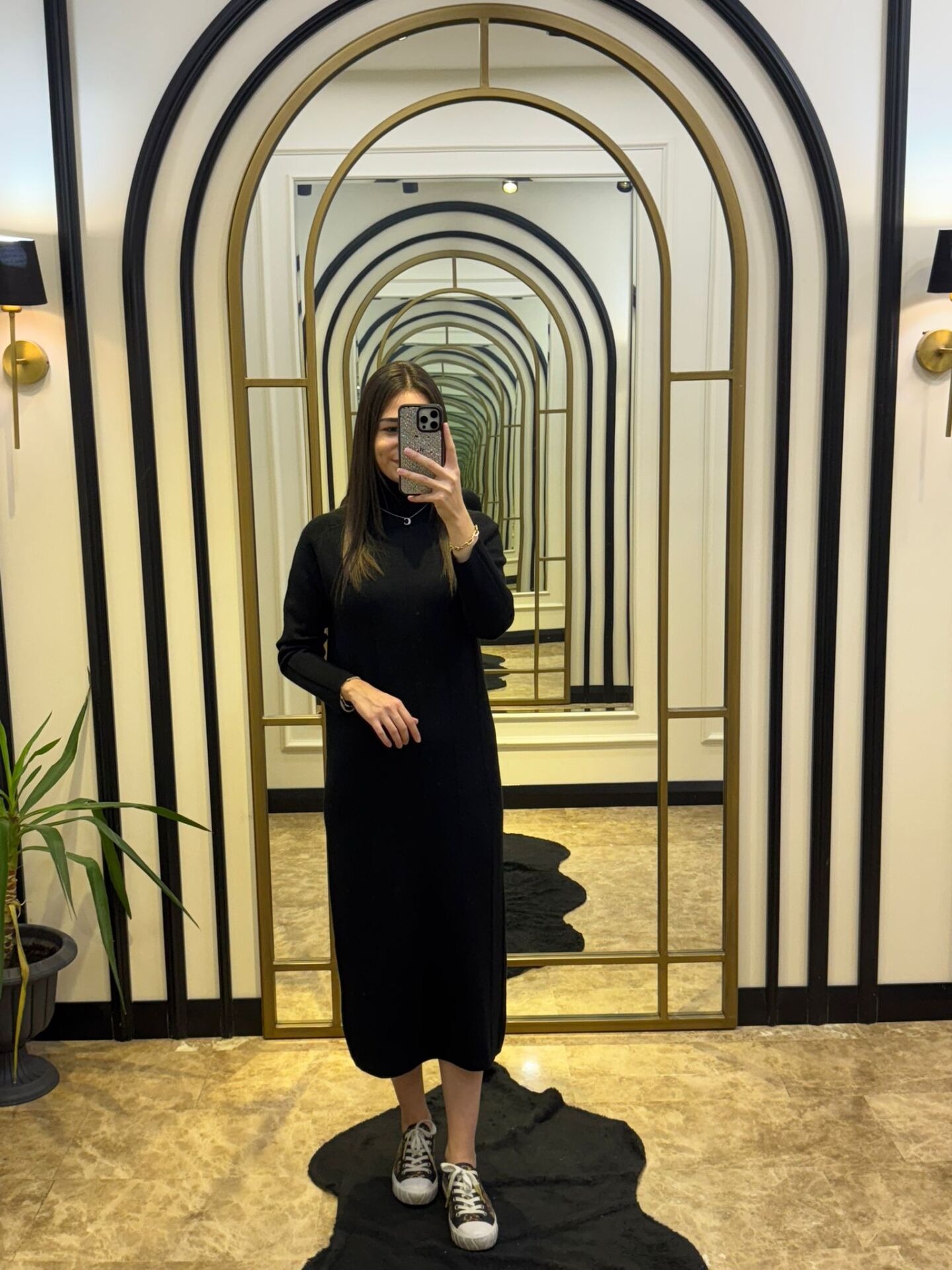 MOOR UZUN TRİKO ELBİSE