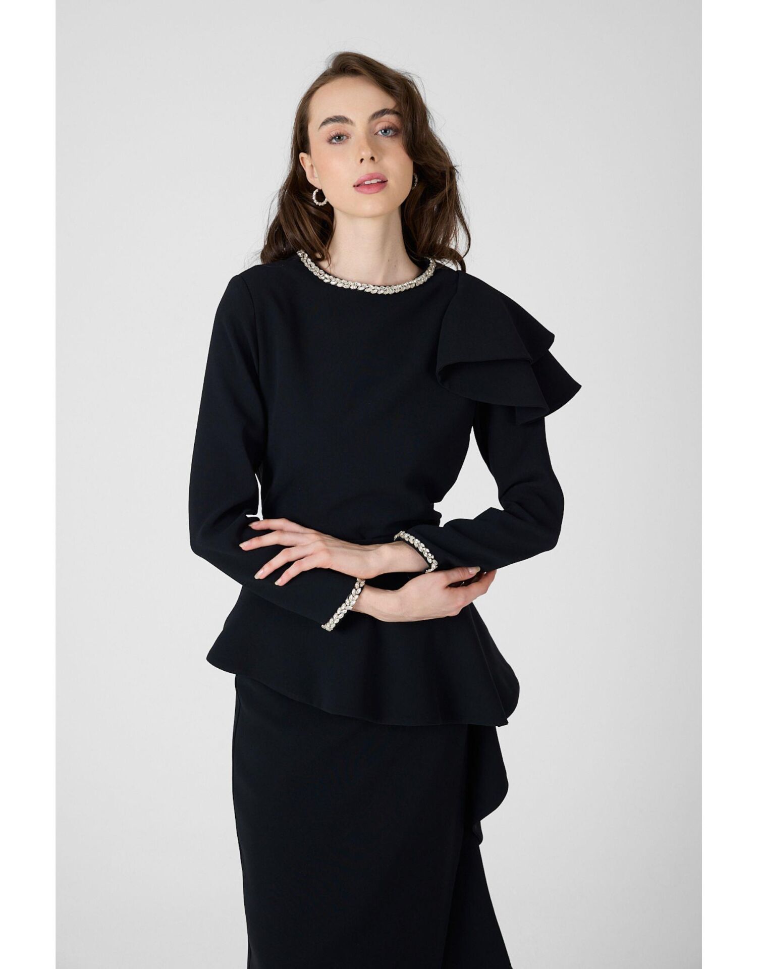 SELVİ ÇETİN YAKASI TAŞLI TAKIM