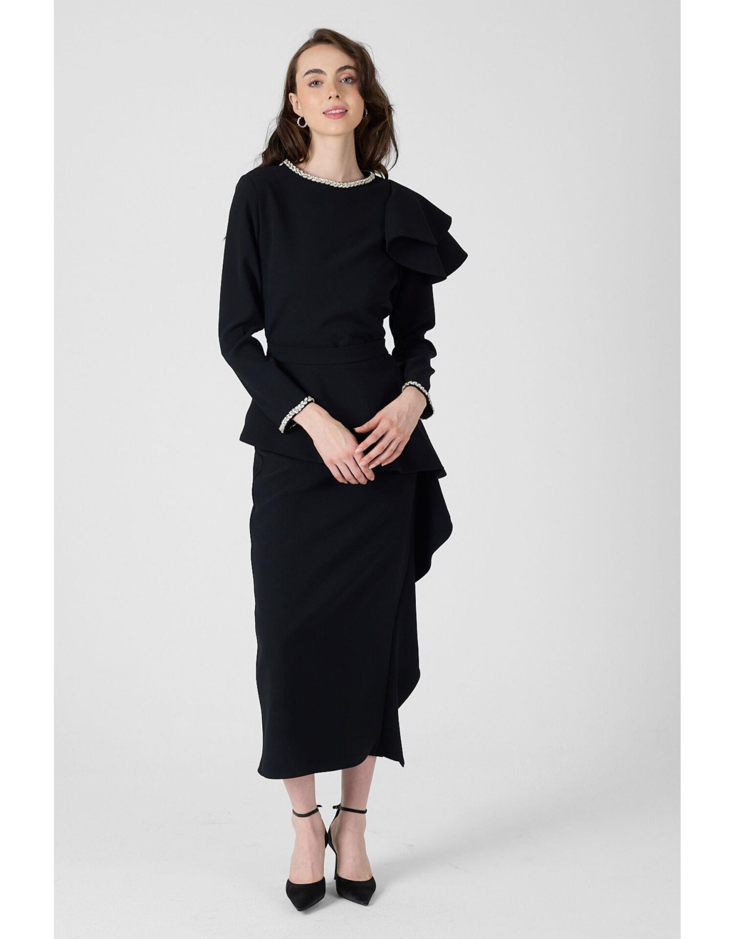 SELVİ ÇETİN YAKASI TAŞLI TAKIM