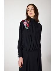SELVİ ÇETİN PARİS ÇİÇEKLİ BLUZ SİYAH