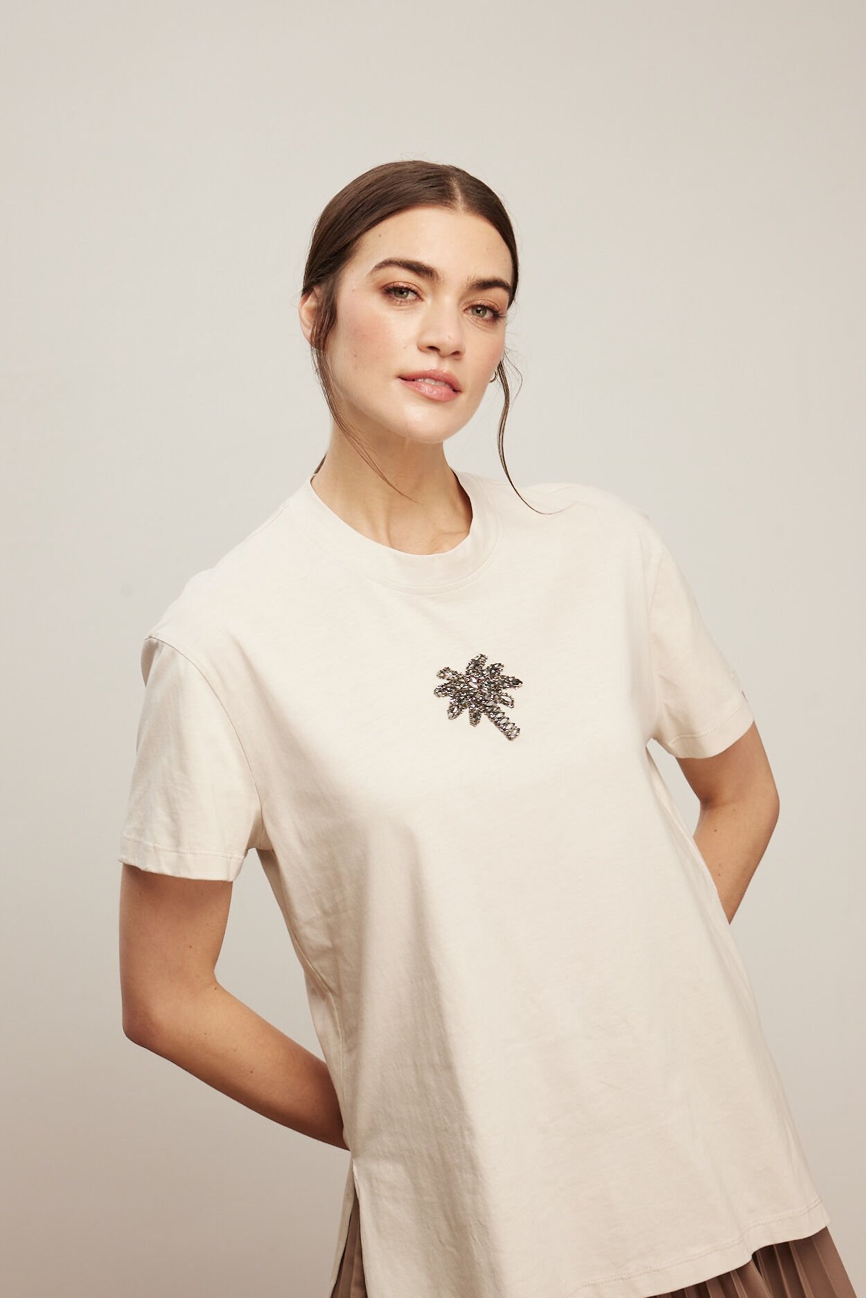 venöve krem tişört