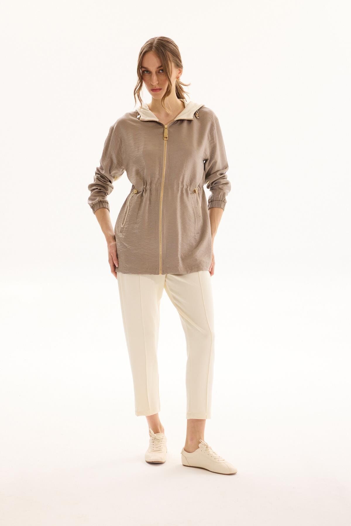 MSM VIVERE TAKIM BEJ EKRU