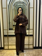 NUSS PANTOLONLU TAKIM