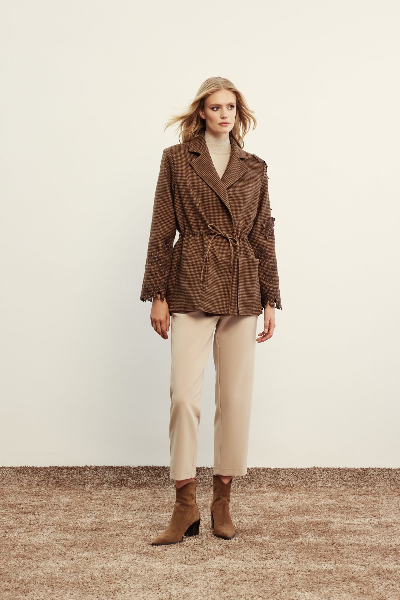 VENÖVE JENS PANTOLON BEJ