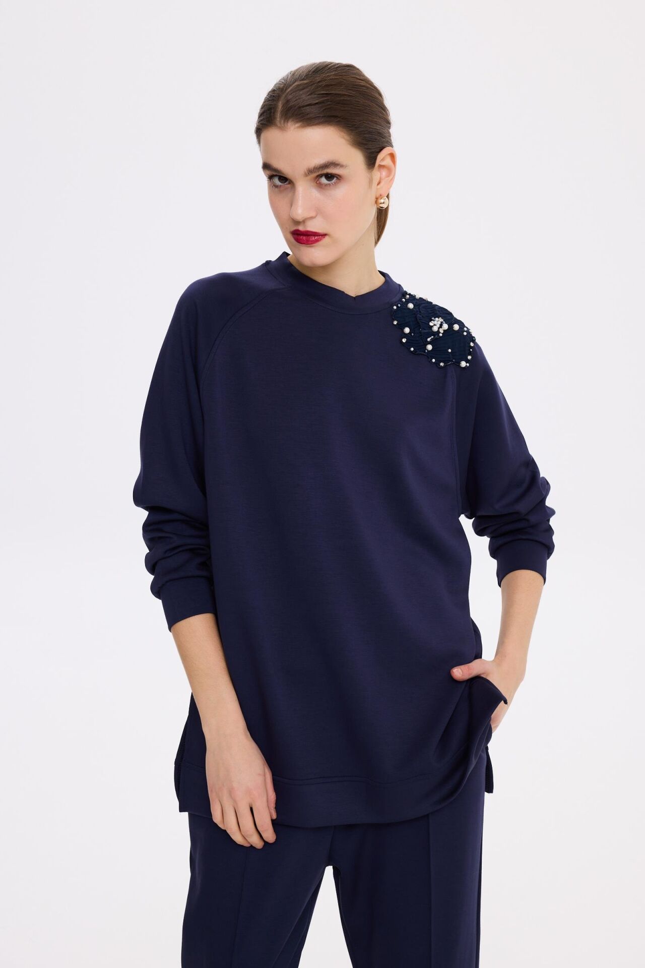 MSM AKSESUARLI COMFORT SWEATSHİRT LACİ