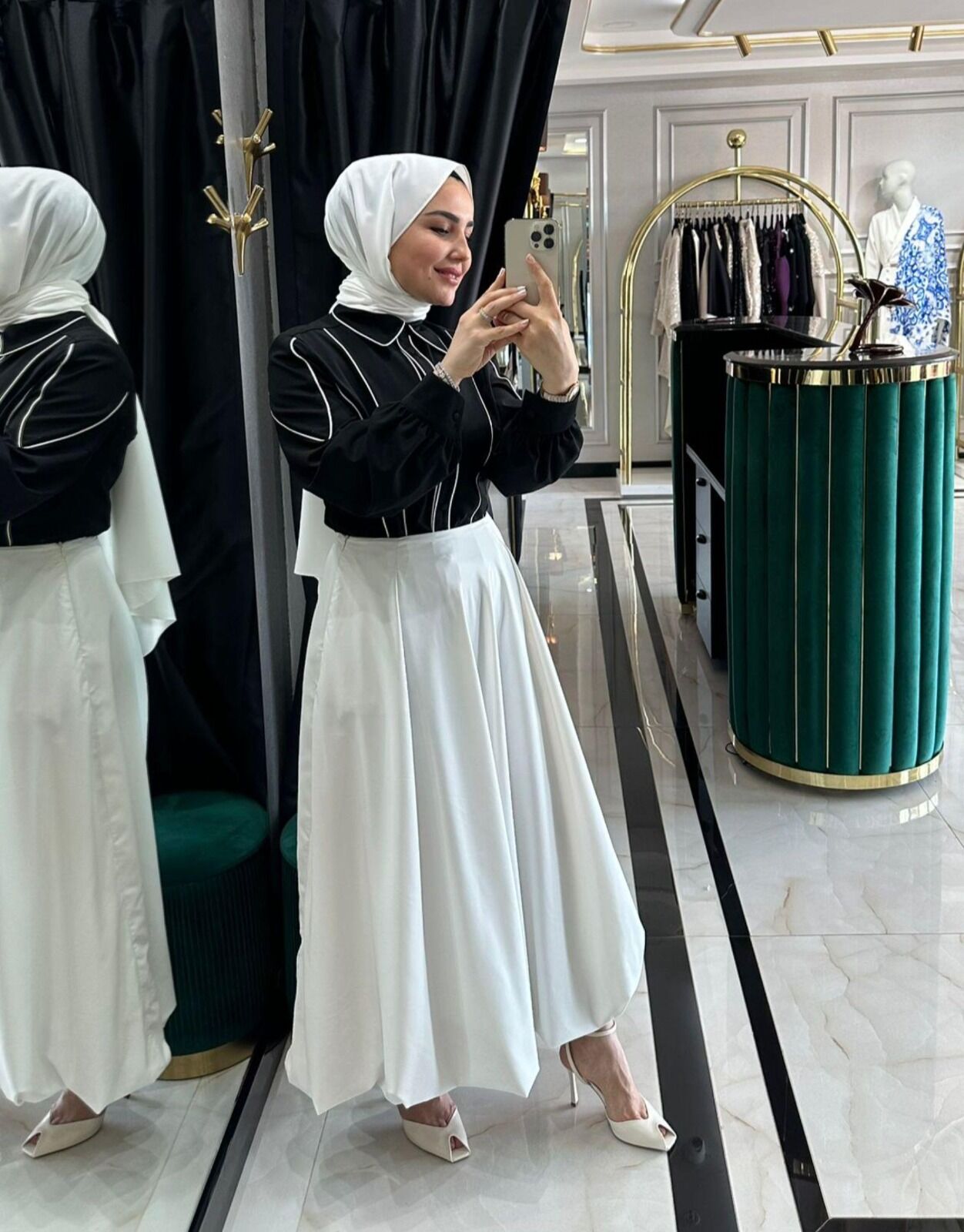 SELVİÇETİN EKRU BALON ETEK