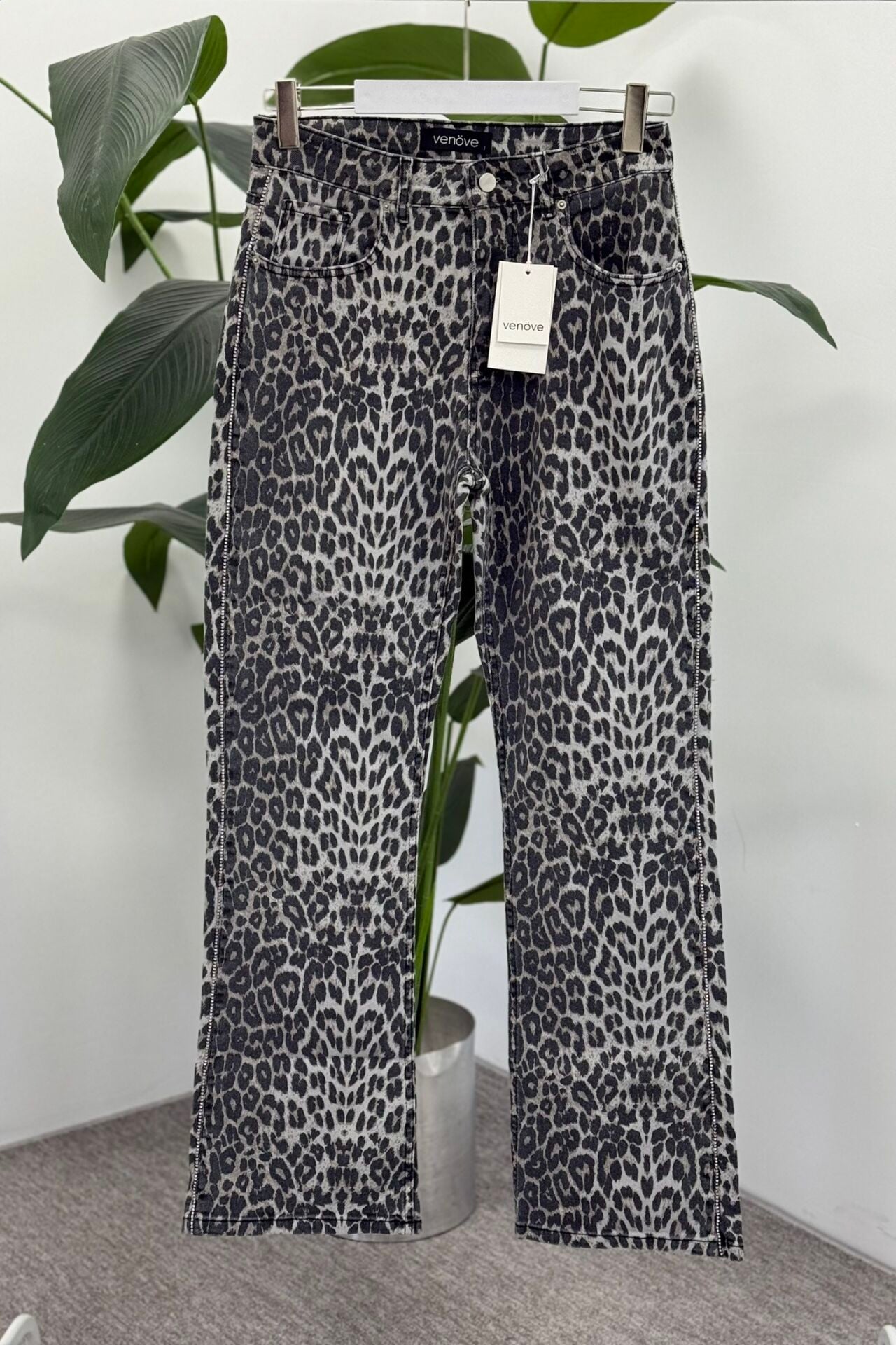 venöve leopar pantolon