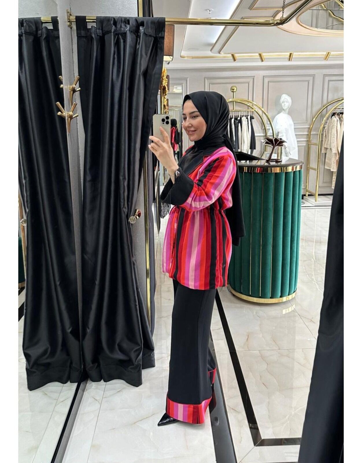 SELVİ ÇETİN PAMUKLU PÜSKÜLLÜ TAKIM