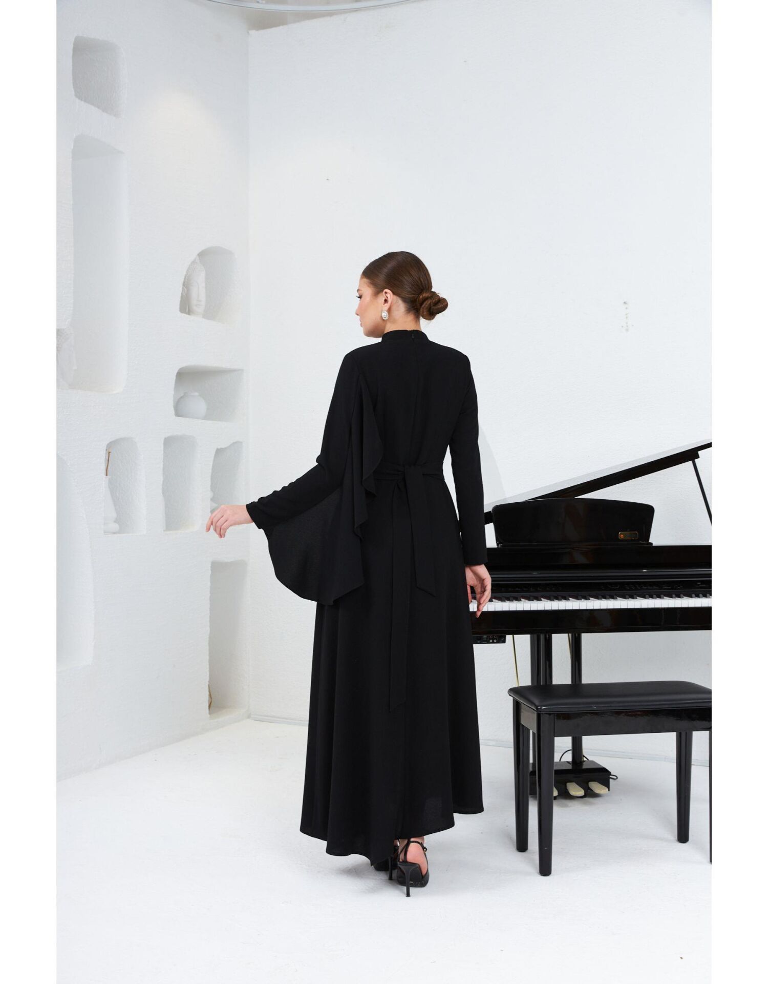 SELVİ ÇETİN TEK KOLU PELERİN ABİYE