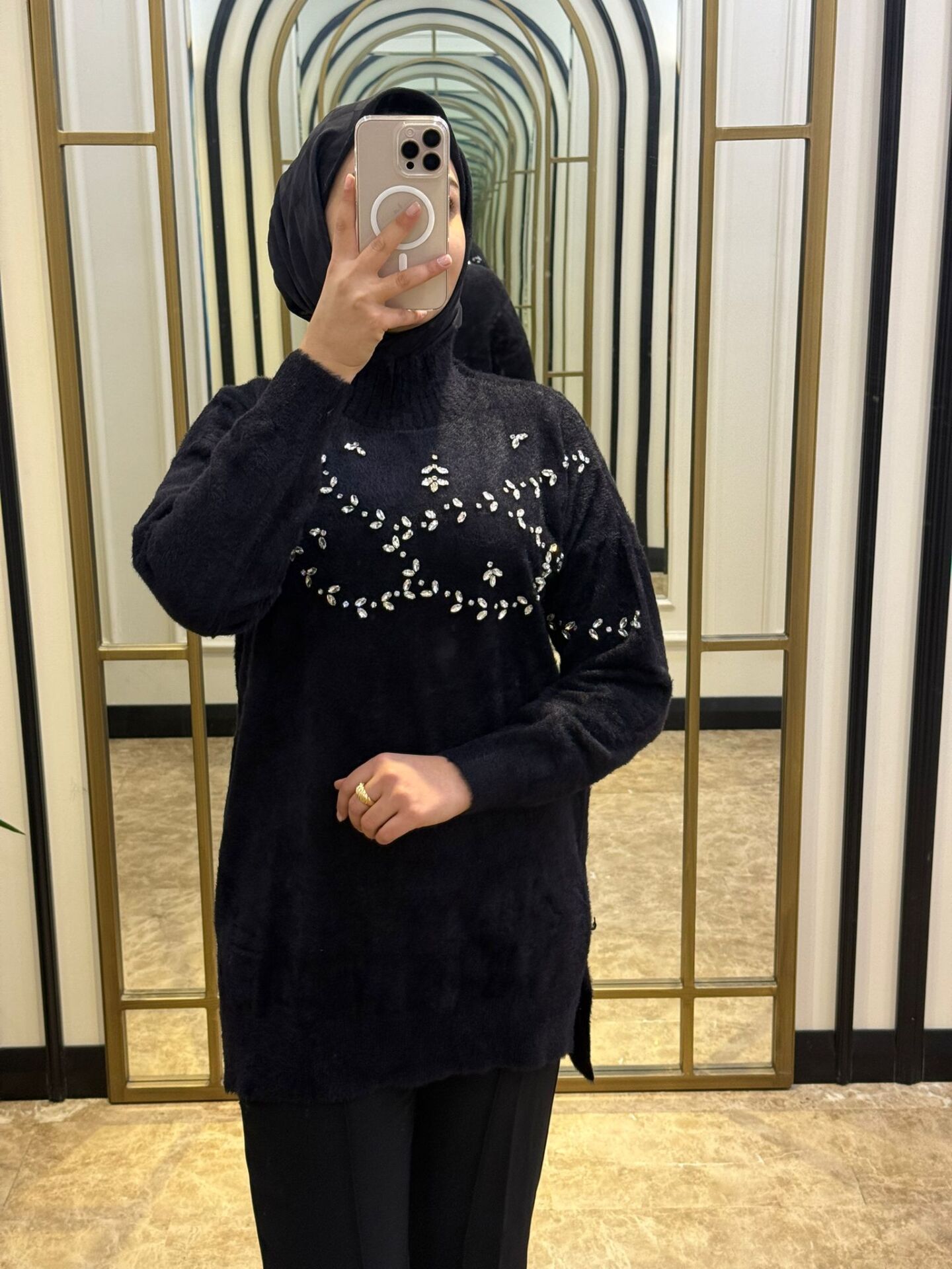 NUSS TAŞLI KAZAK SİYAH