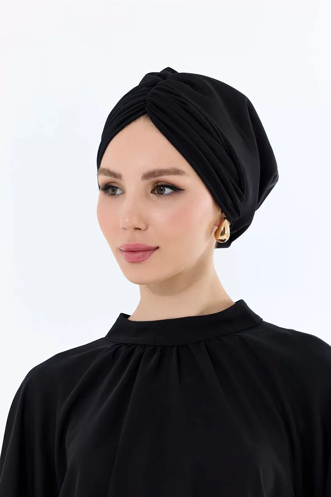 Sisre Drapeli Dolgulu Günlük Bone Siyah